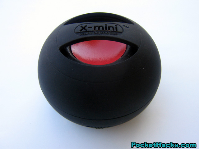 http://pockethacks.com/reviews/xmi-xmini-portable-speaker/xmi-xmini-2.jpg