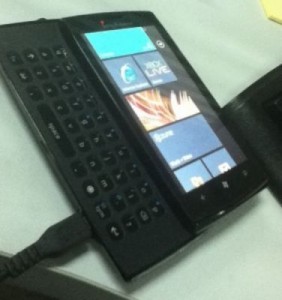Read more about the article Leaked Sony Ericsson slider with Windows Phone 7 and QWERTY keyboard