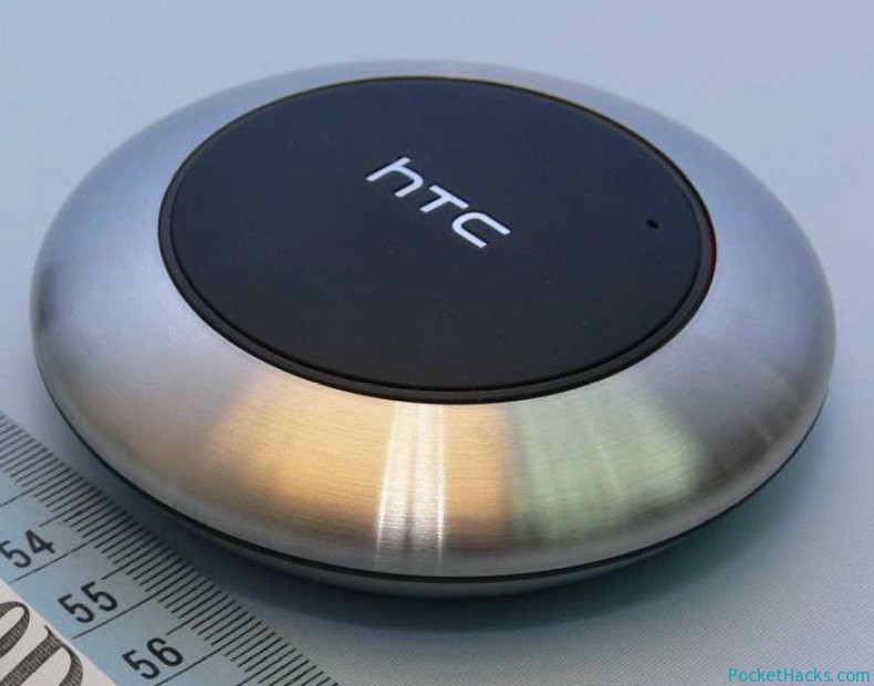 HTC Bluetooth speaker